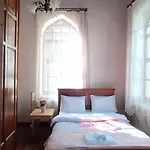 Frig Evi *