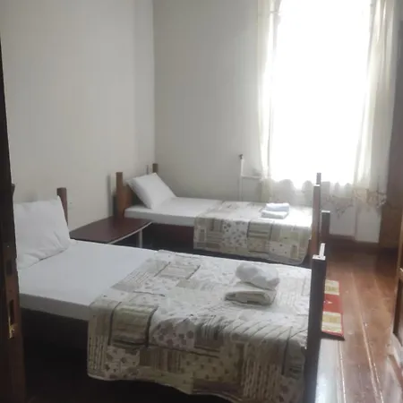 Hotel Frig Evi *